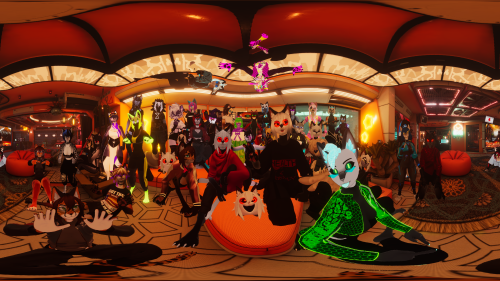 VRChat_2025-11-15_21-15-31.265_7680x4320.png