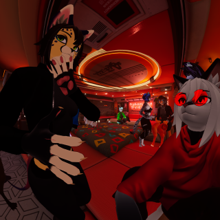VRChat_2025-11-15_21-20-44.032_7680x4320