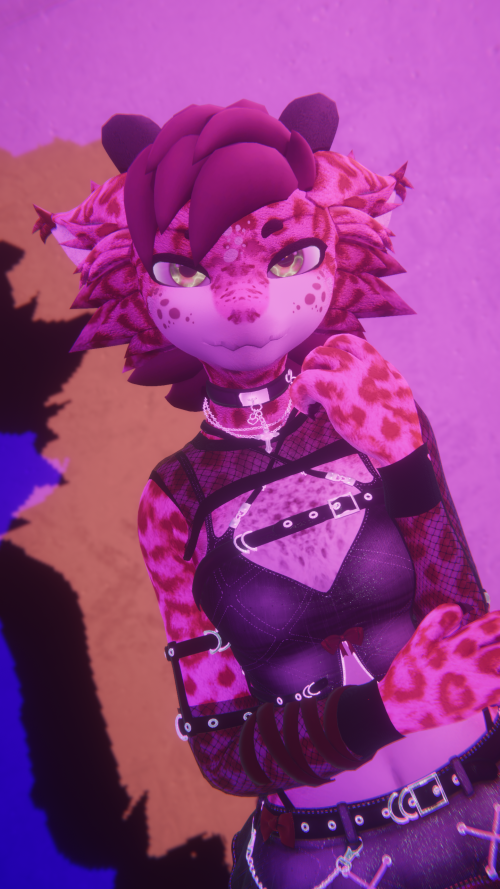 VRChat_2025-11-21_21-21-09.354_1440x2560.png
