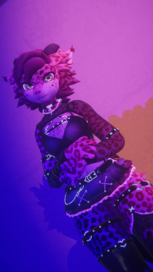 VRChat_2025-11-21_21-22-19.430_1440x2560.png