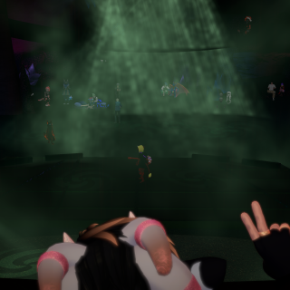 VRChat_2025-11-21_14-16-14.478_3840x2160_wrld_e5de9a56-fccd-4e79-bdfa-971a0afa5ef1