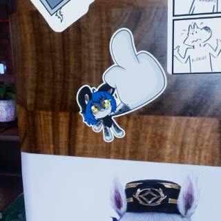 VRChat_2025-11-21_22-33-53.585_2160x3840