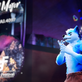 VRChat_2025-11-22_15-47-24.269_3840x2160_wrld_e5de9a56-fccd-4e79-bdfa-971a0afa5ef1