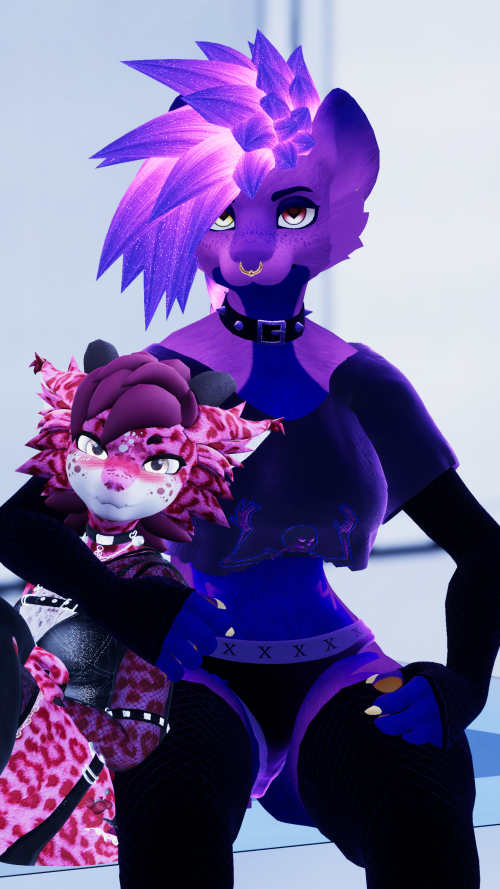 VRChat_2025-11-25_18-03-43.972_1440x2560.png
