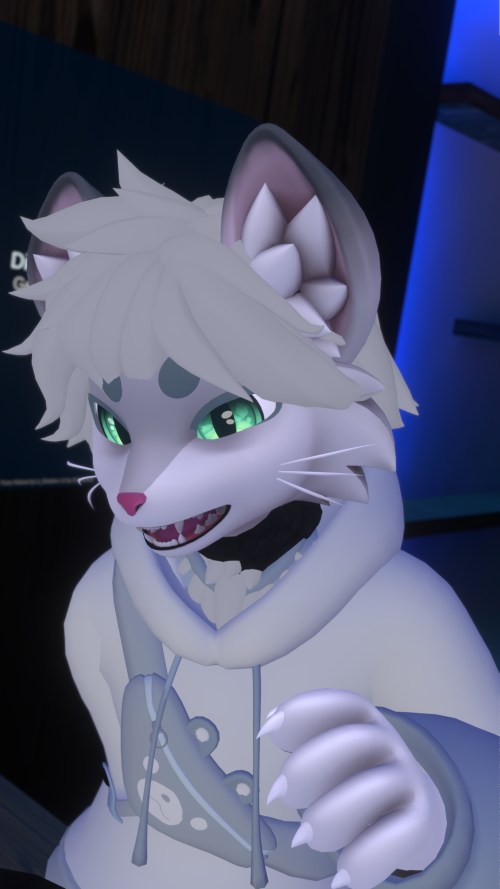VRChat_2025-12-07_00-21-54.678_3840x2160.png