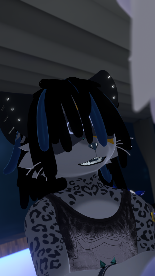 VRChat_2025-12-07_00-23-29.811_3840x2160.png