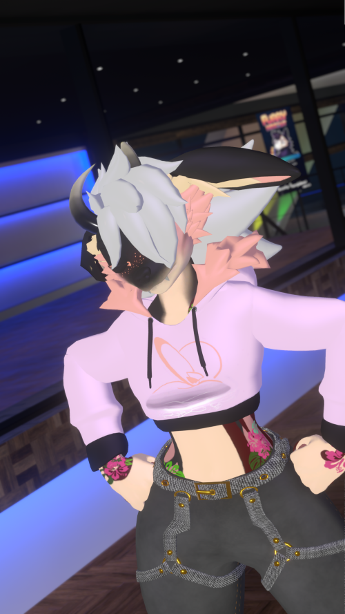 VRChat_2025-12-07_00-42-16.461_3840x2160.png