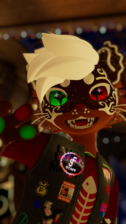 VRChat_2025-12-12_14-13-38.210_2160x3840.png