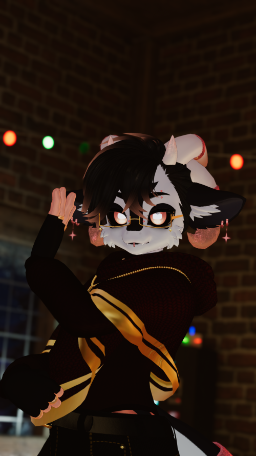 VRChat_2025-12-12_21-56-38.263_2160x3840.png