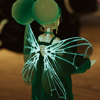 VRChat_2025-12-12_23-05-31.614_2160x3840