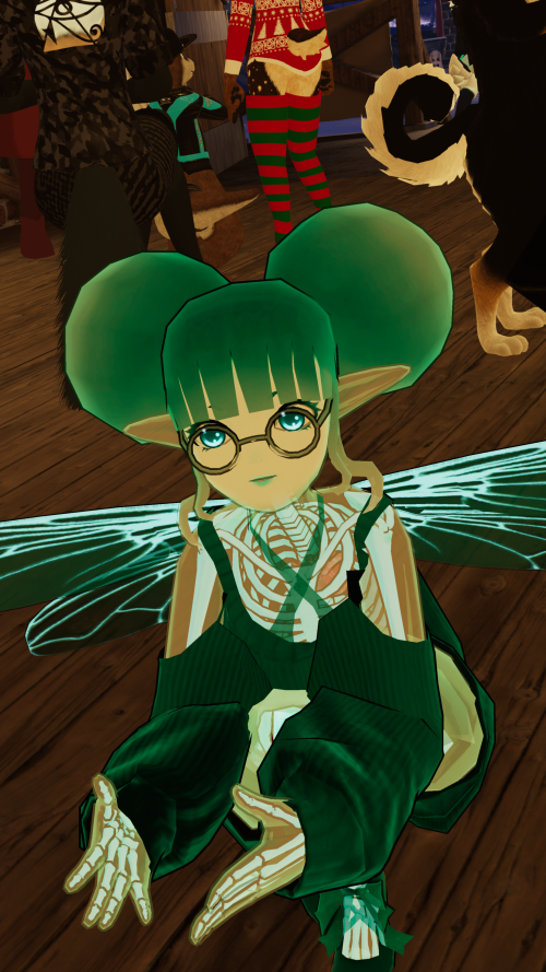 VRChat_2025-12-12_23-30-49.291_2160x3840.png