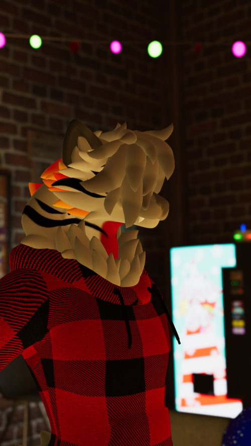 VRChat_2025-12-13_00-01-36.069_2160x3840.png