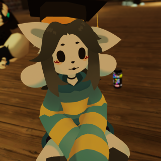VRChat_2025-12-13_00-07-56.963_2160x3840