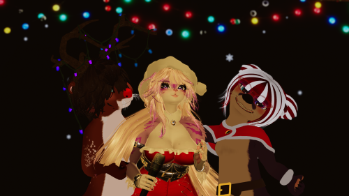 VRChat_2025-12-13_00-44-11.091_3840x2160.png