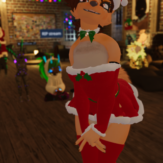 VRChat_2025-12-13_00-44-43.327_2160x3840
