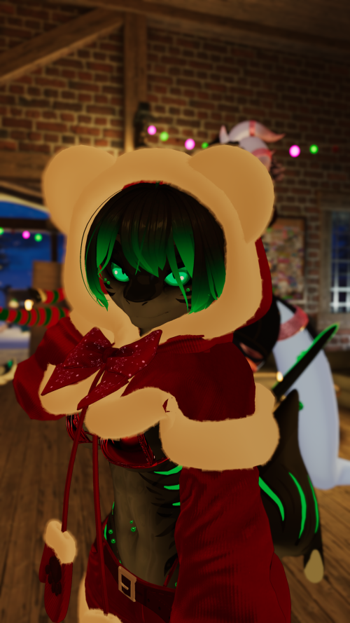 VRChat_2025-12-13_00-46-45.626_2160x3840.png