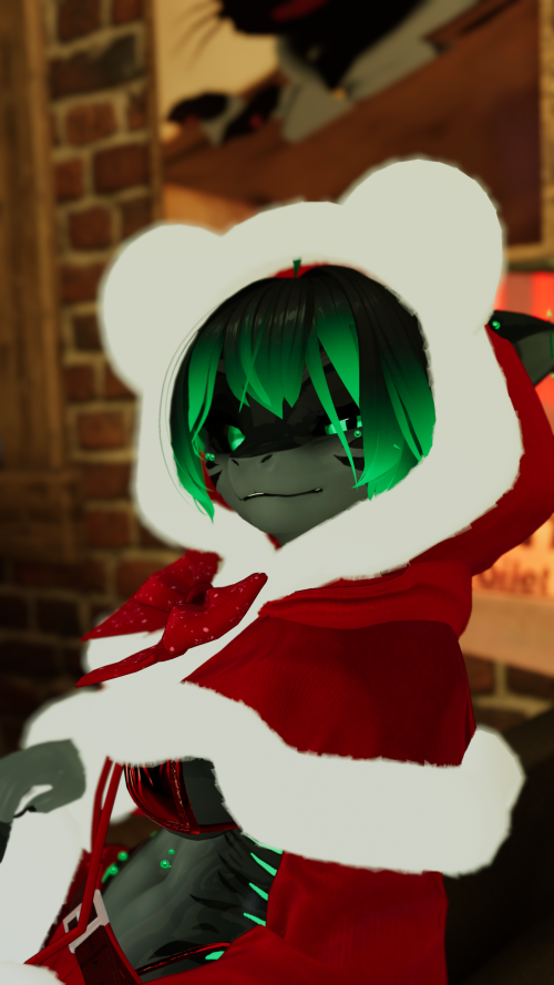 VRChat_2025-12-13_01-07-26.892_2160x3840.png