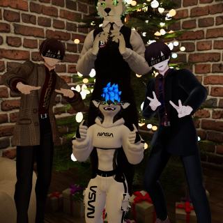 VRChat_2025-12-13_03-26-43.606_2160x3840