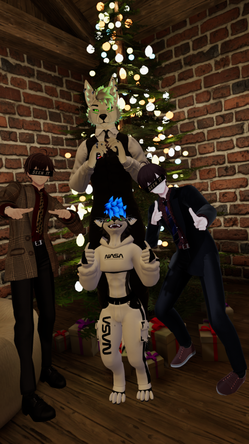 VRChat_2025-12-13_03-26-45.826_2160x3840.png