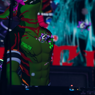 VRChat_2025-12-13_04-18-29.746_2160x3840