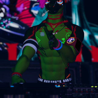 VRChat_2025-12-13_04-18-35.403_2160x3840