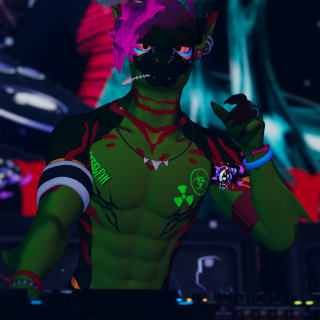VRChat_2025-12-13_04-18-36.452_2160x3840
