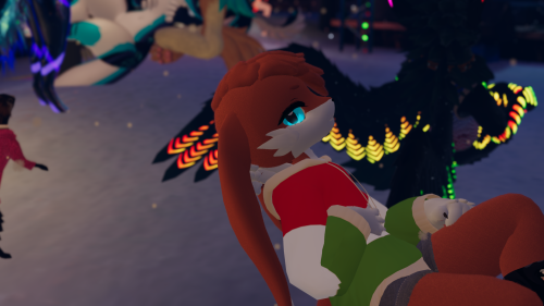 VRChat_2025-12-13_04-19-07.484_3840x2160.png