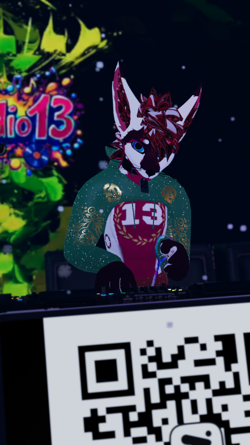 VRChat_2025-12-13_05-08-46.383_2160x3840.png