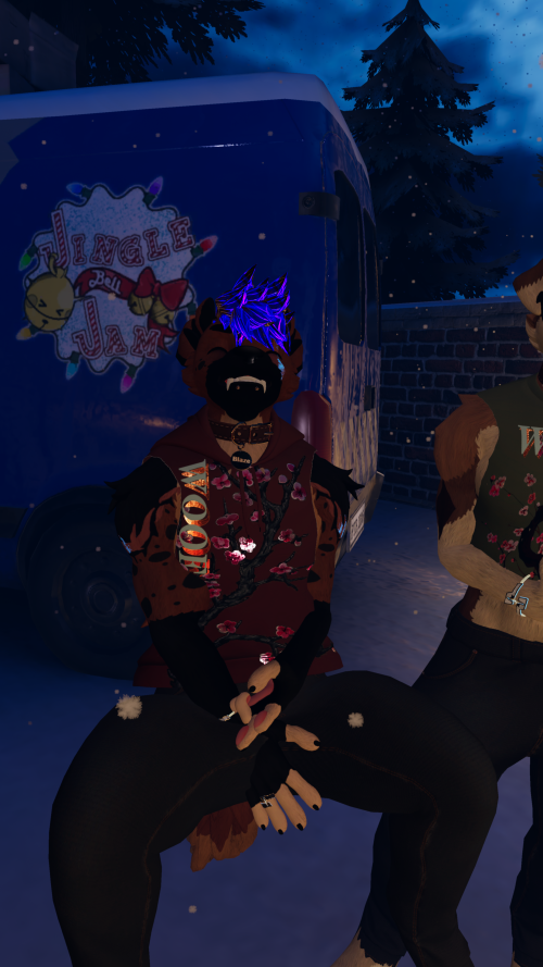 VRChat_2025-12-13_05-49-15.447_2160x3840.png