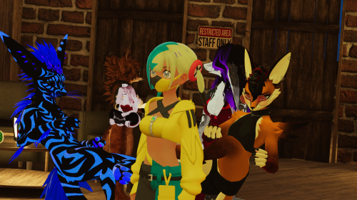 VRChat_2025-12-13_23-40-00.225_3840x2160.png