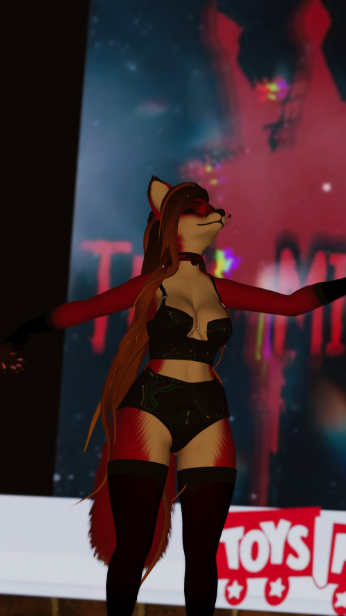 VRChat_2025-12-14_00-00-48.658_2160x3840.png