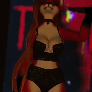 VRChat_2025-12-14_00-01-01.967_2160x3840