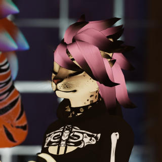 VRChat_2025-12-14_00-03-47.917_3840x2160