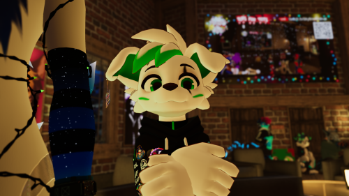 VRChat_2025-12-14_00-37-26.339_3840x2160.png