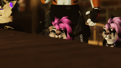 VRChat_2025-12-14_00-56-03.272_3840x2160.png