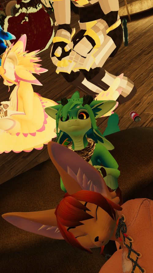 VRChat_2025-12-14_02-44-01.315_2160x3840.png