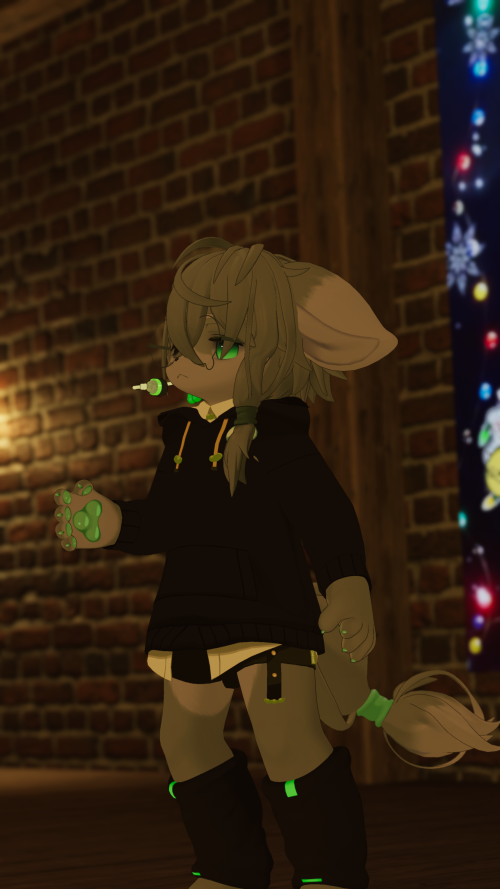 VRChat_2025-12-14_03-04-07.240_2160x3840.png