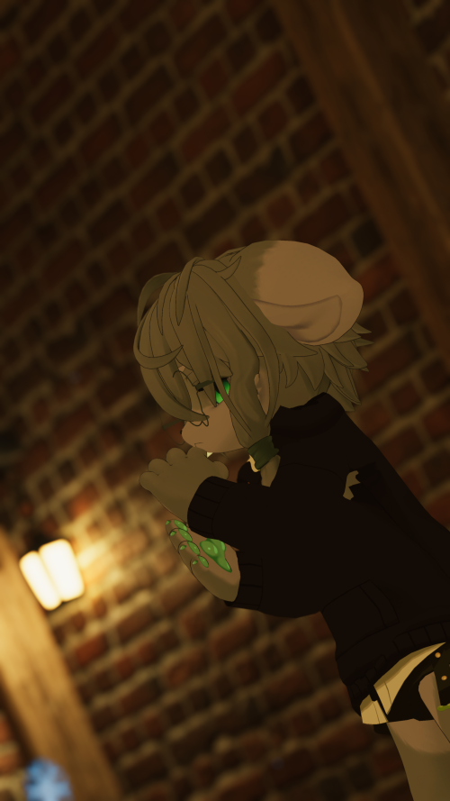VRChat_2025-12-14_03-04-51.223_2160x3840.png