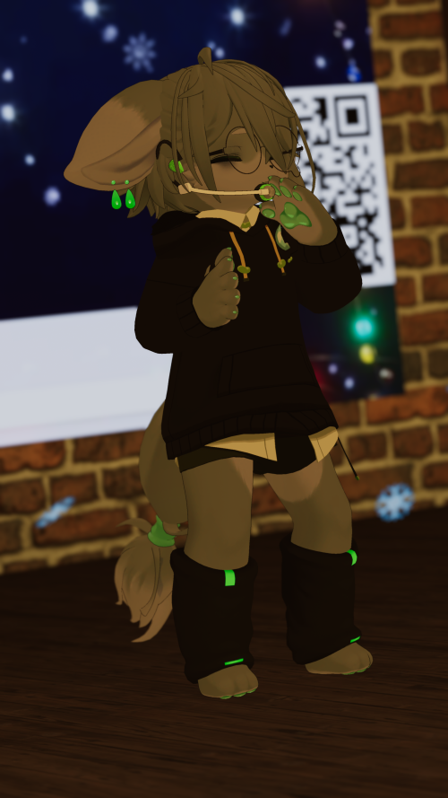 VRChat_2025-12-14_03-05-39.520_2160x3840.png