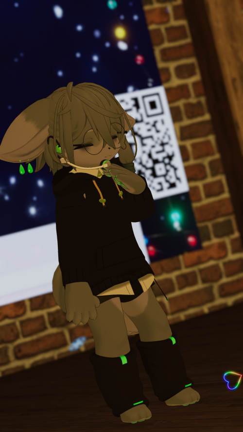 VRChat_2025-12-14_03-05-54.200_2160x3840.png