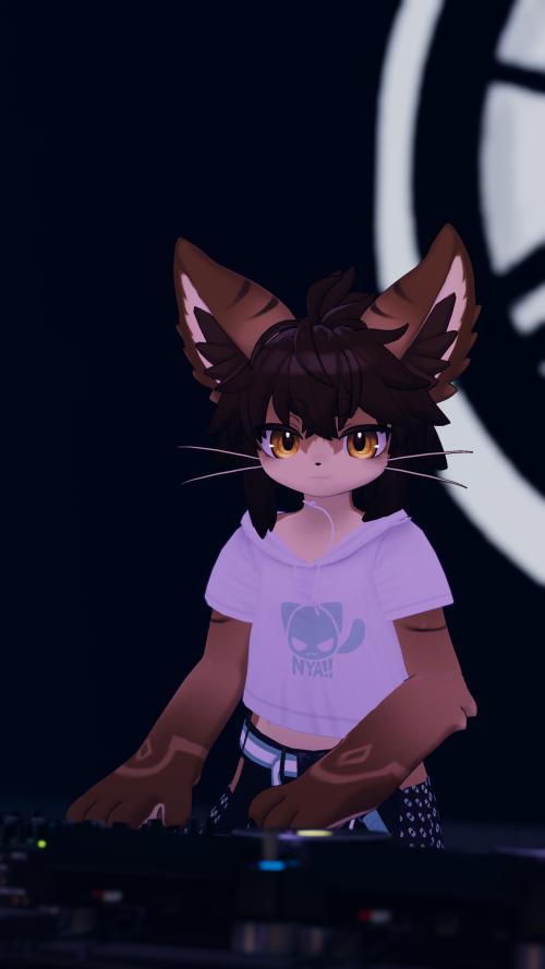 VRChat_2025-12-14_04-26-04.323_2160x3840.png