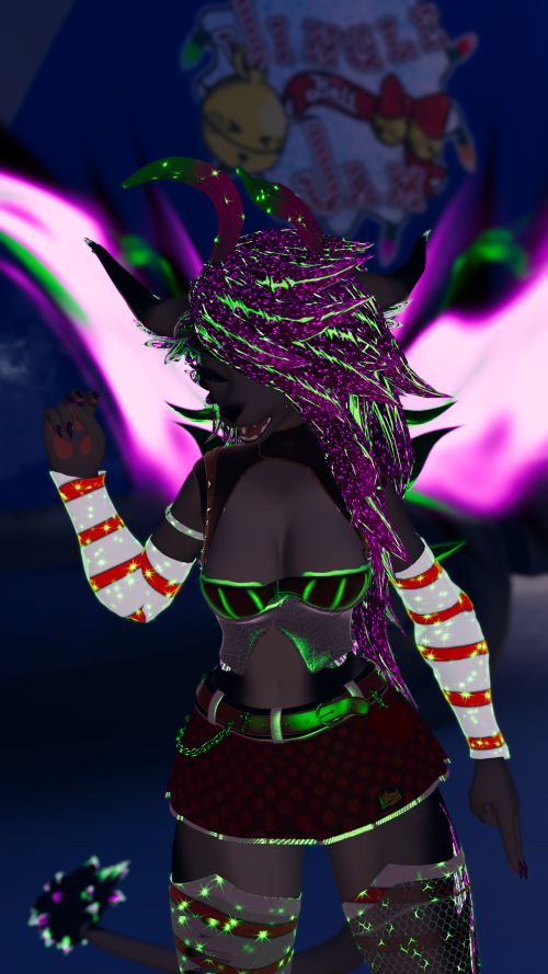 VRChat_2025-12-14_20-34-22.225_2160x3840.png