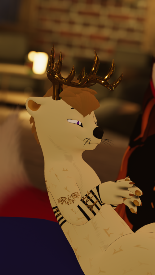VRChat_2025-12-14_21-24-51.253_2160x3840.png