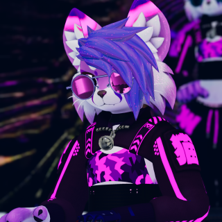 VRChat_2025-12-15_01-09-50.776_2160x3840