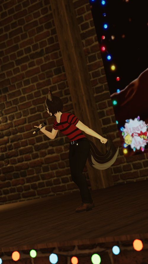 VRChat_2025-12-15_03-05-26.954_2160x3840.png