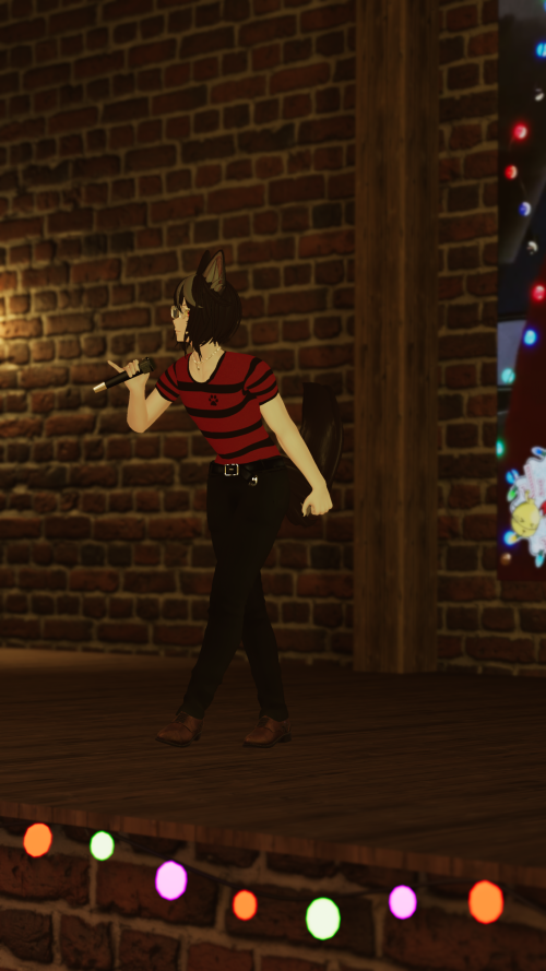 VRChat_2025-12-15_03-05-40.723_2160x3840.png