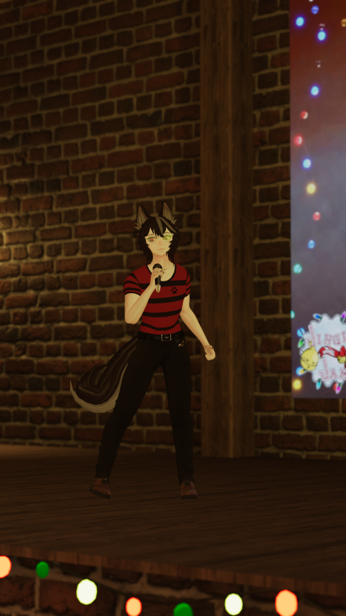 VRChat_2025-12-15_03-05-45.525_2160x3840.png