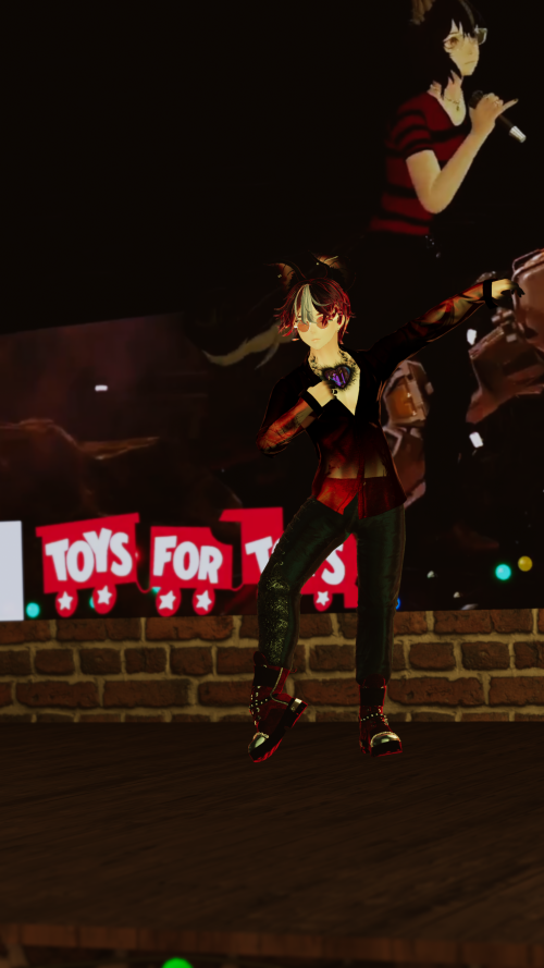 VRChat_2025-12-15_03-05-53.758_2160x3840.png