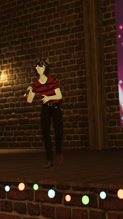 VRChat_2025-12-15_03-06-18.823_2160x3840.png
