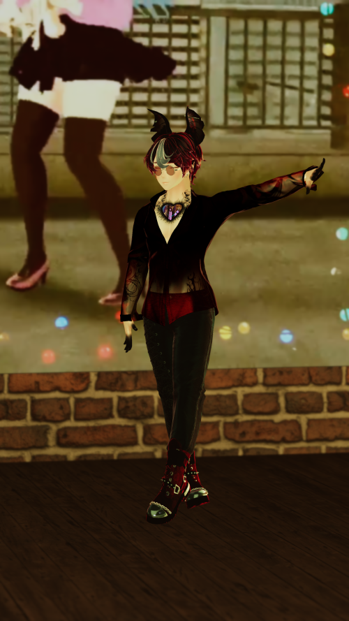 VRChat_2025-12-15_03-07-41.290_2160x3840.png